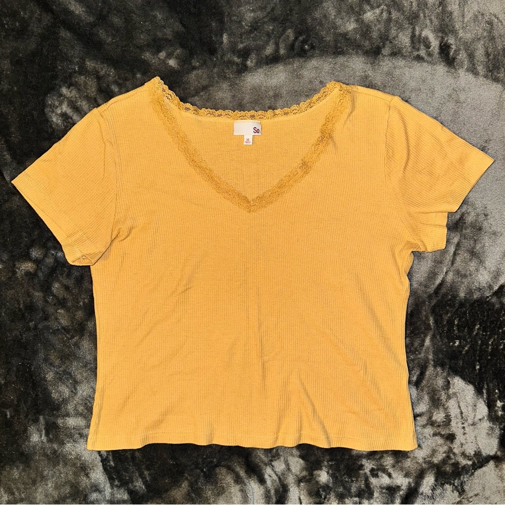 SO Juniors Waffle Knit Cropped T-Shirt - V-Neck Lace Trim - Size XL - NWOT